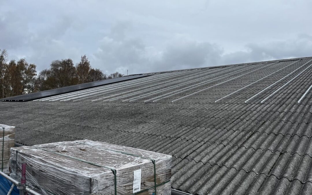 Solceller på Klagshamns Ridhus – Installation genomförd